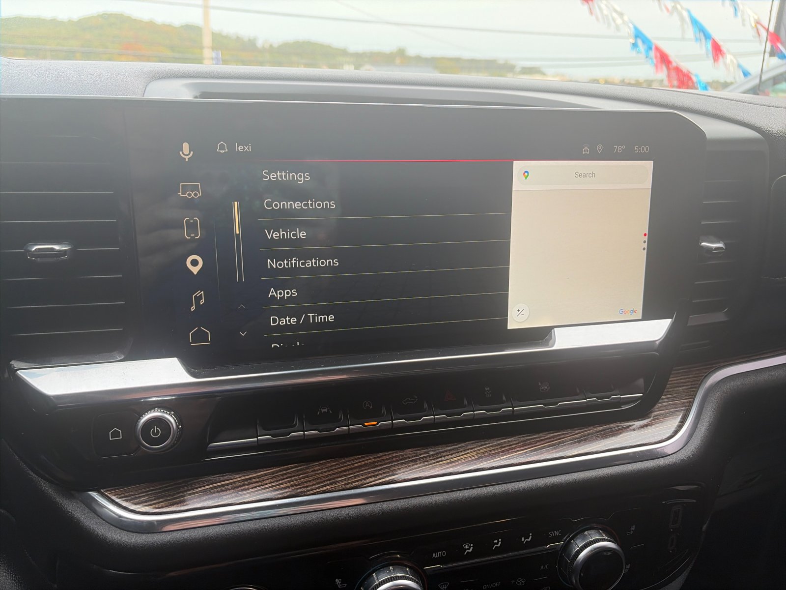 Used 2023 Titanium GMC Elevation image 22