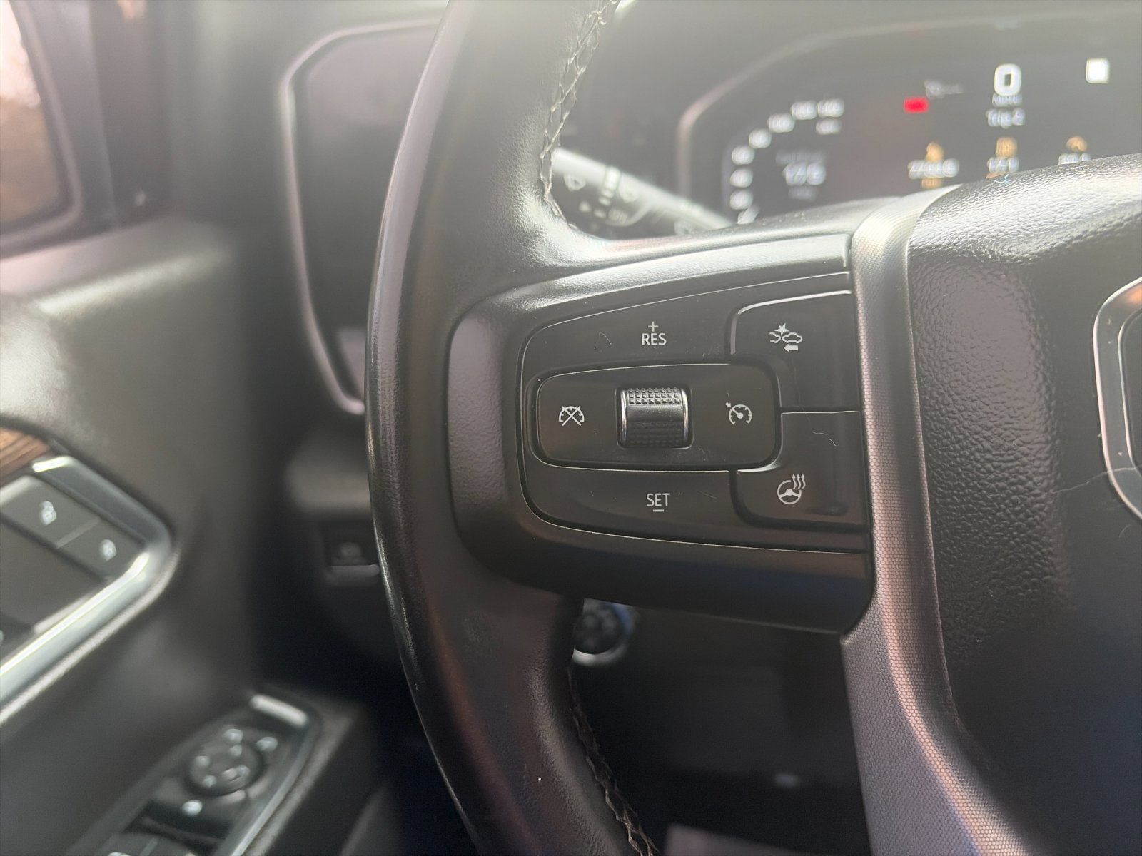 Used 2023 Titanium GMC Elevation image 29