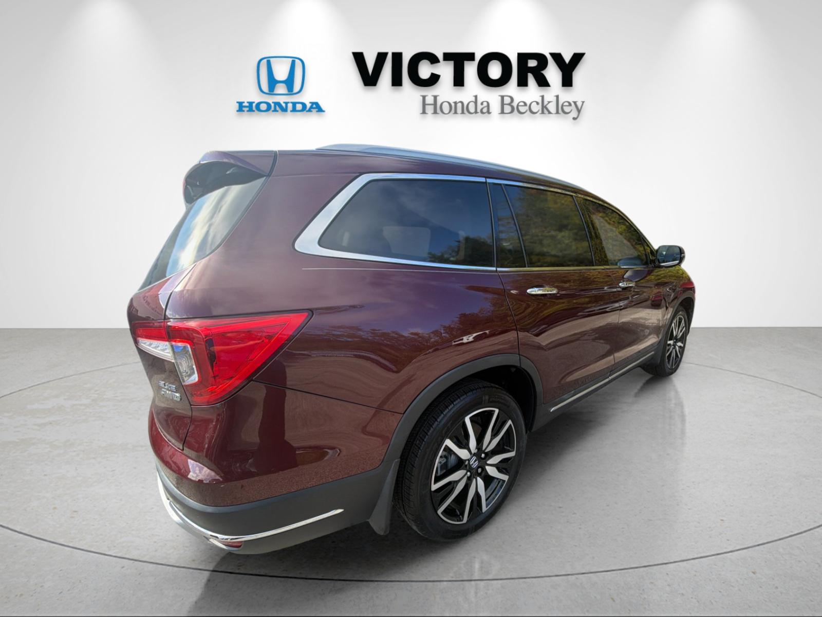 Used 2022 Deep Scarlet Pearl Honda Elite image 5