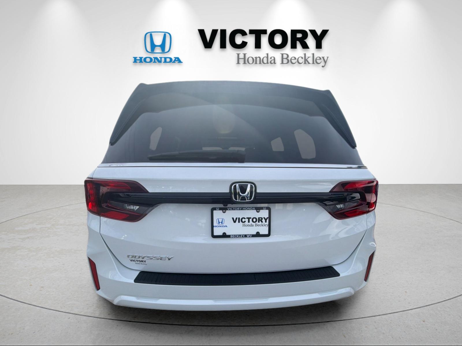 New 2026 Platinum White Pearl Honda EX-L image 4