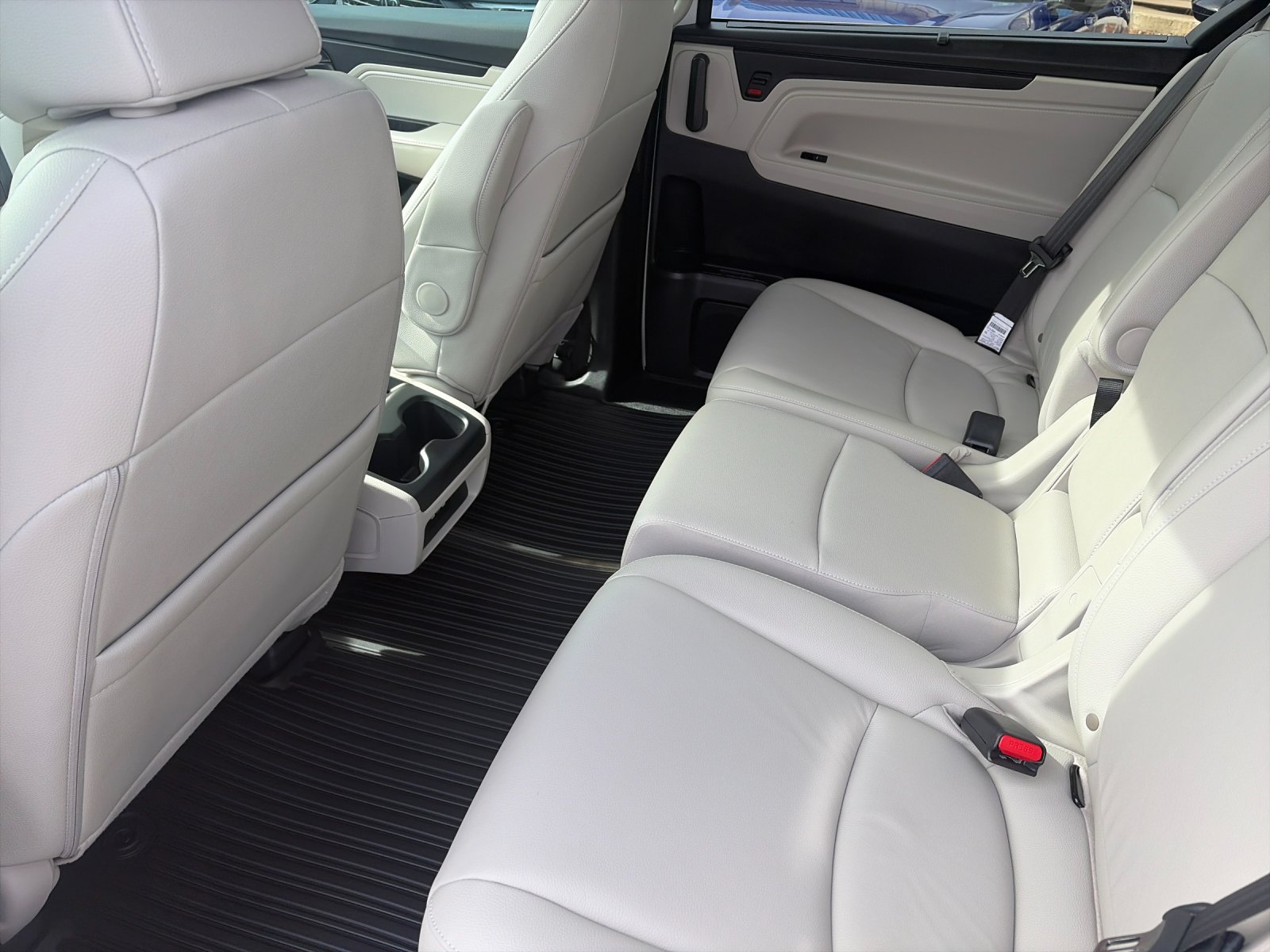 New 2026 Platinum White Pearl Honda EX-L image 14