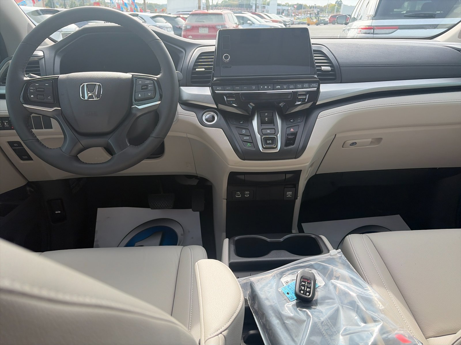New 2026 Platinum White Pearl Honda EX-L image 16