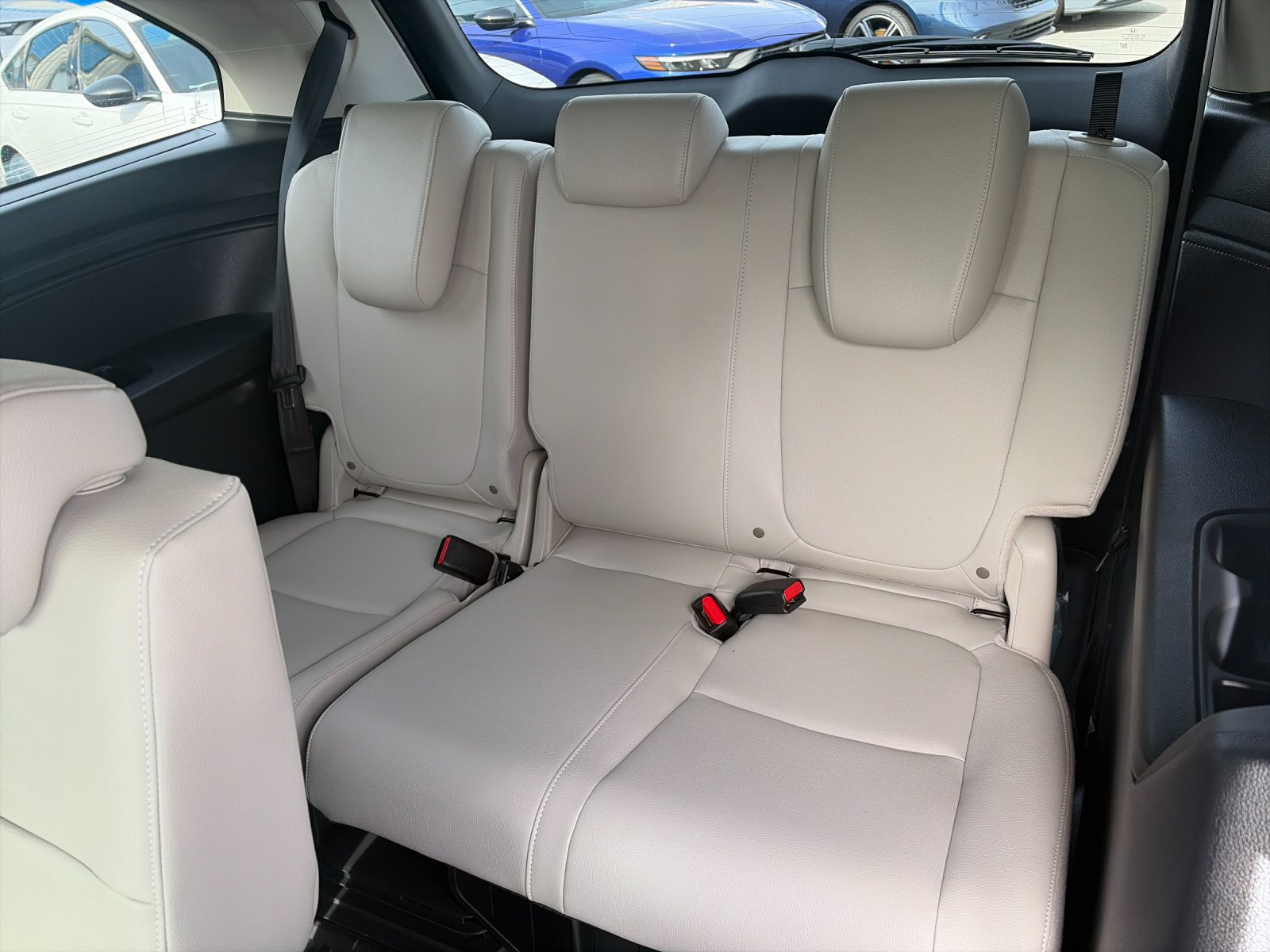 New 2026 Platinum White Pearl Honda EX-L image 18
