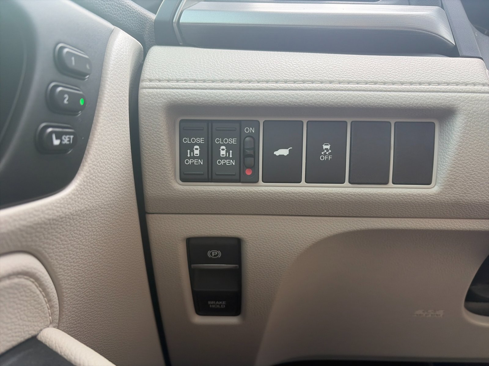 New 2026 Platinum White Pearl Honda EX-L image 33