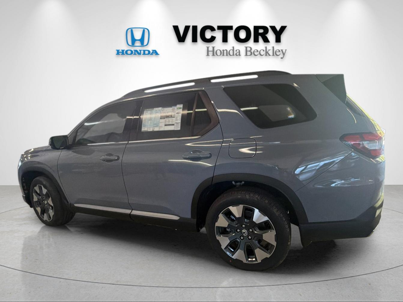 New 2026 Sonic Gray Pearl Honda AWD Elite image 3