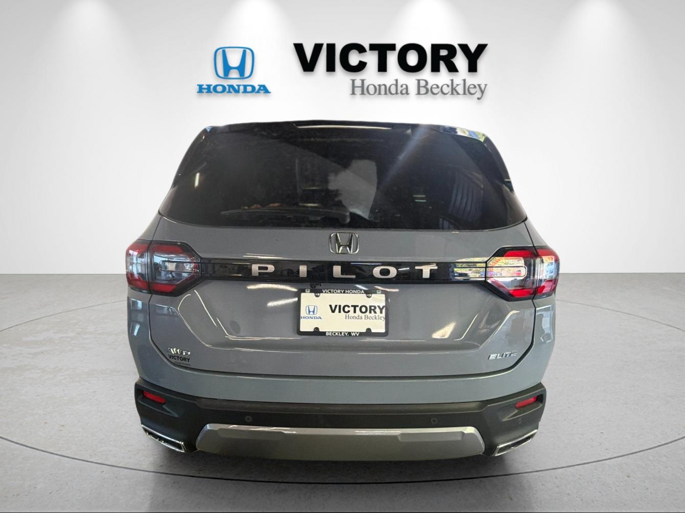 New 2026 Sonic Gray Pearl Honda AWD Elite image 4