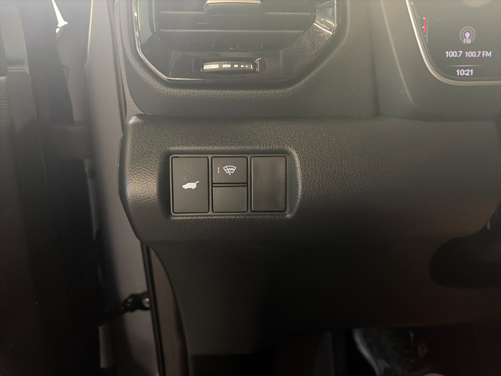 New 2026 Sonic Gray Pearl Honda AWD Elite image 32