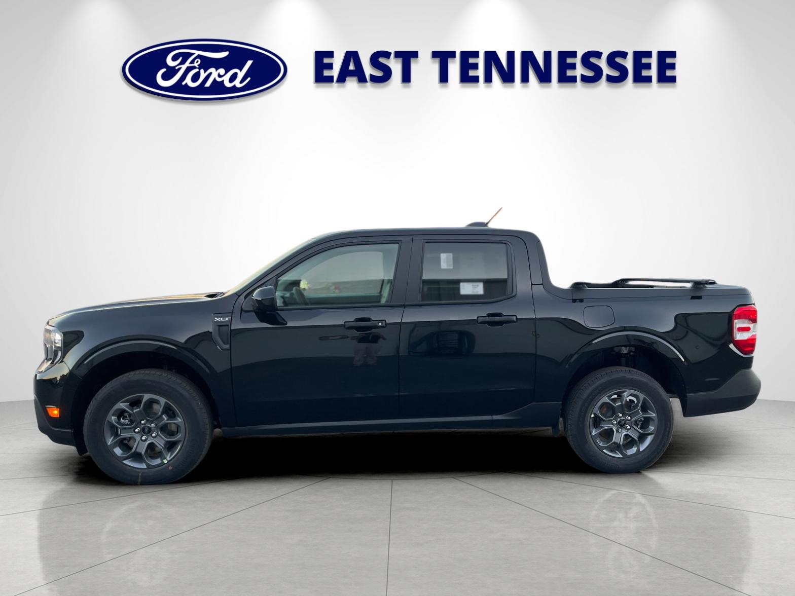 New 2026 Black Ford XLT image 6