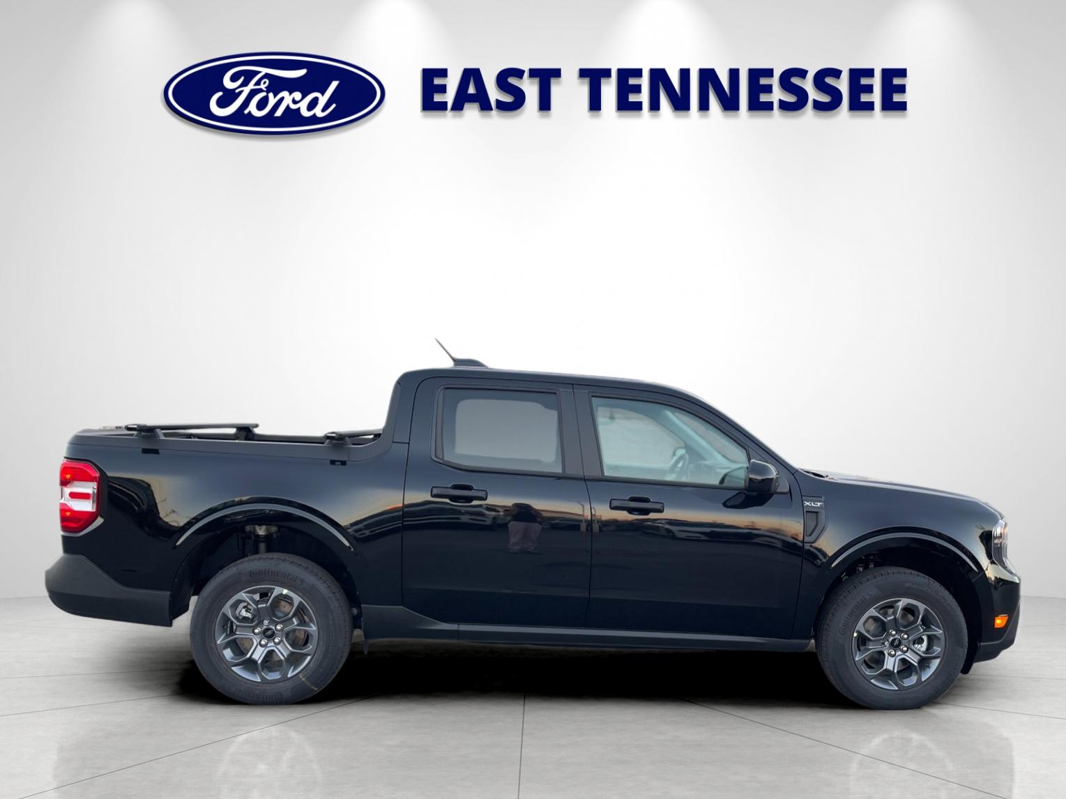 New 2026 Black Ford XLT image 2
