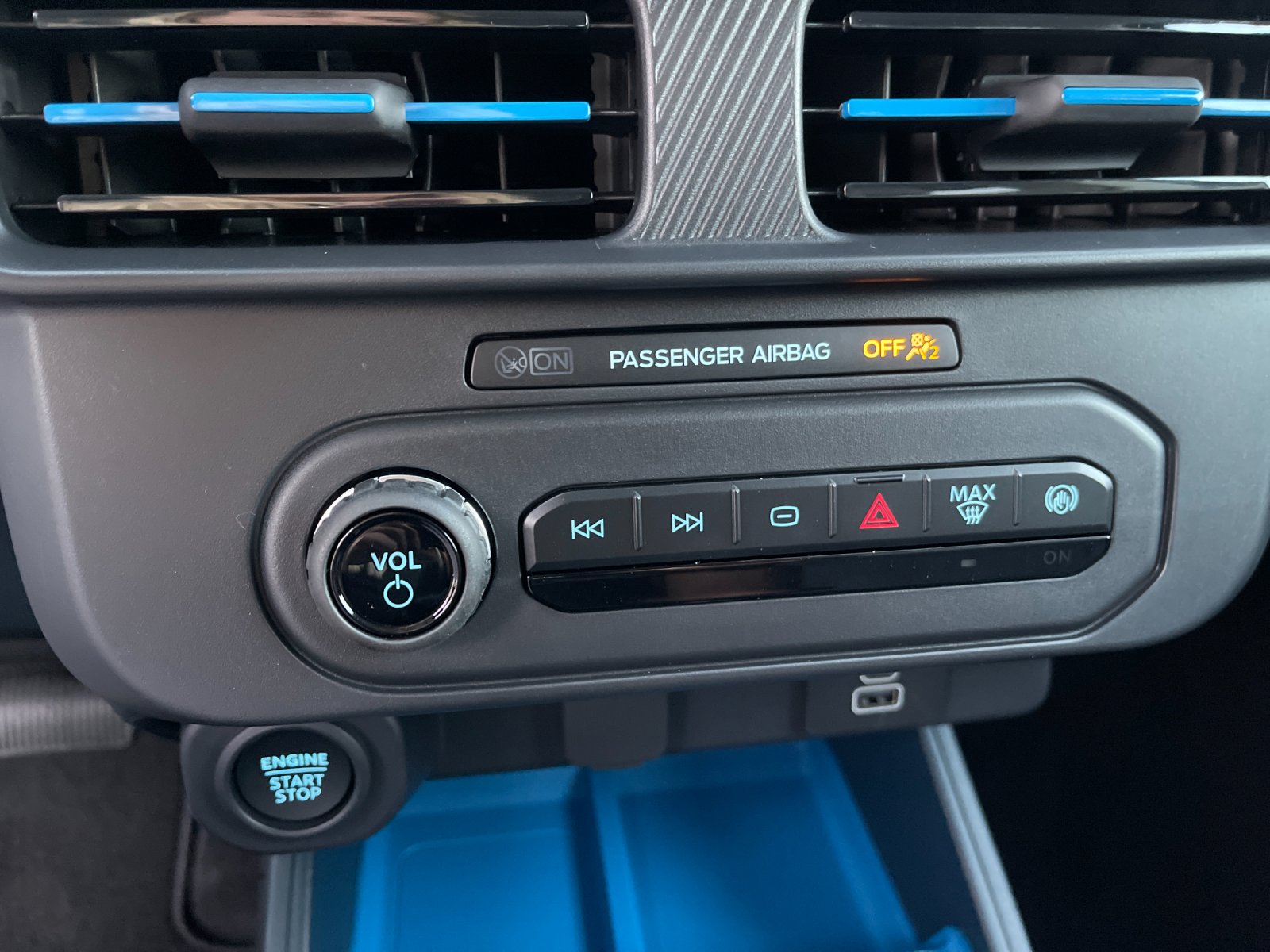 New 2026 Black Ford XLT image 22