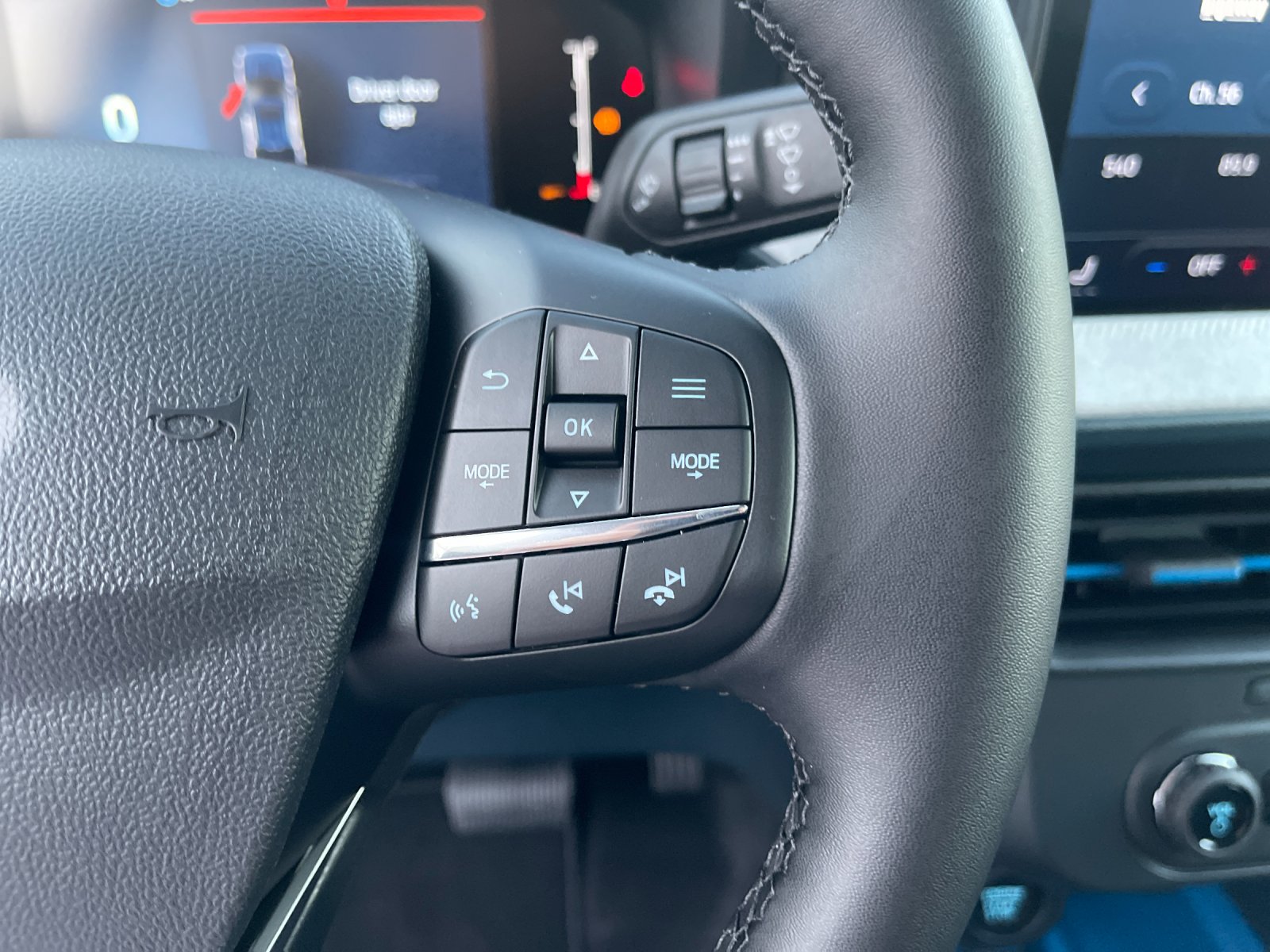 New 2026 Black Ford XLT image 27