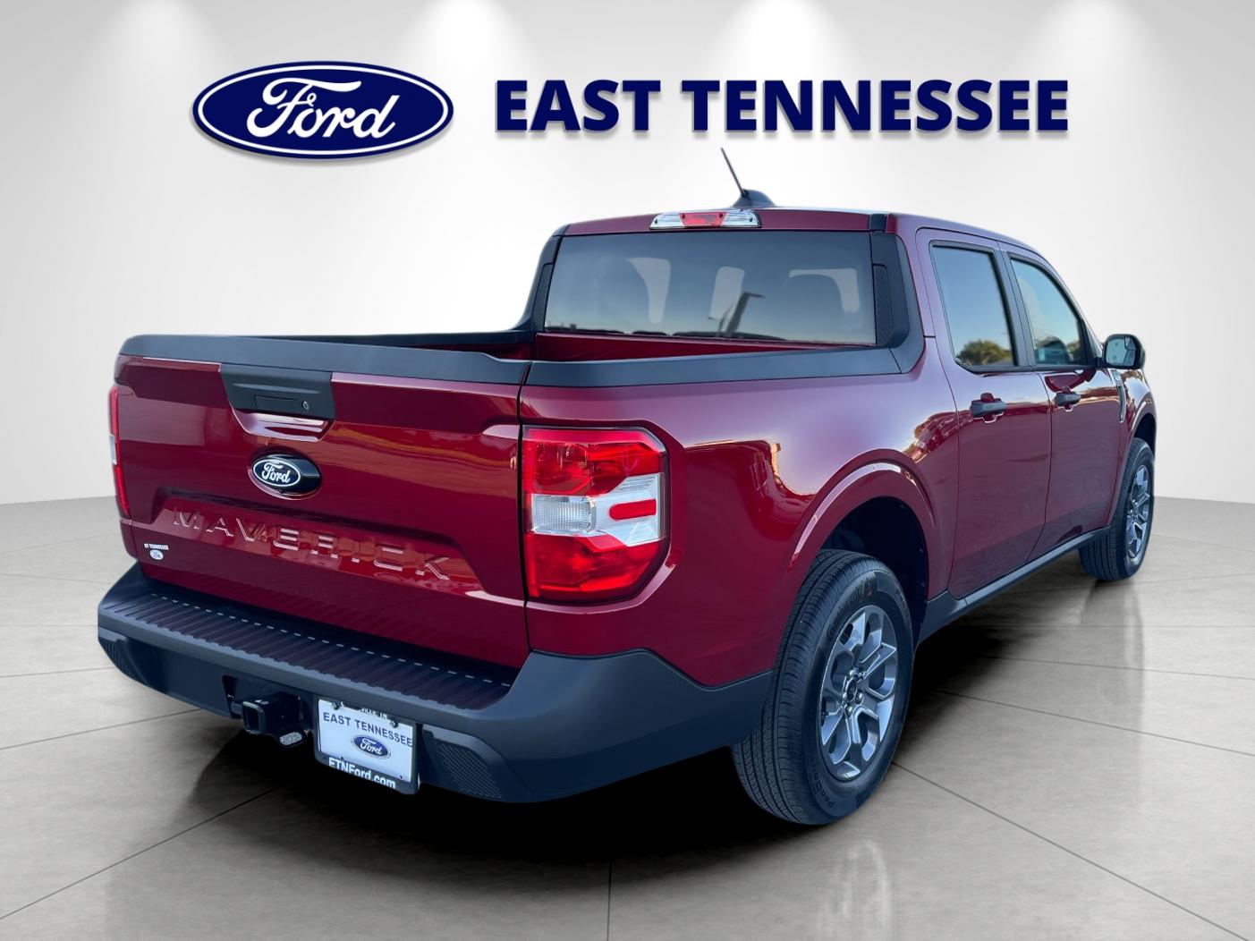 New 2026 Ruby Red Metallic Tinted Clearcoat Ford XLT image 3