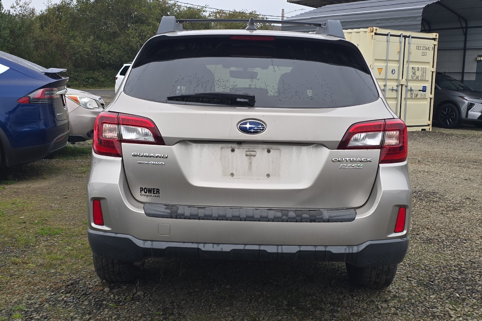 Used 2017 Gray Subaru 2.5i Premium image 6