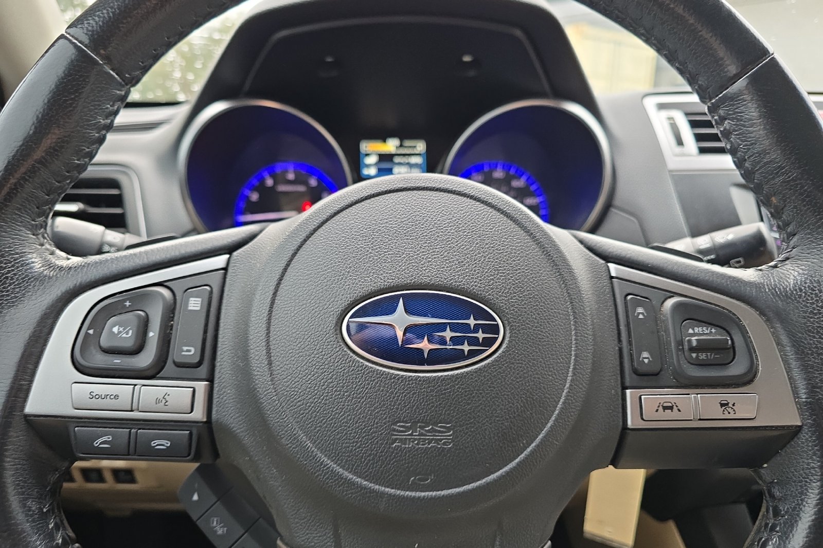 Used 2017 Gray Subaru 2.5i Premium image 11
