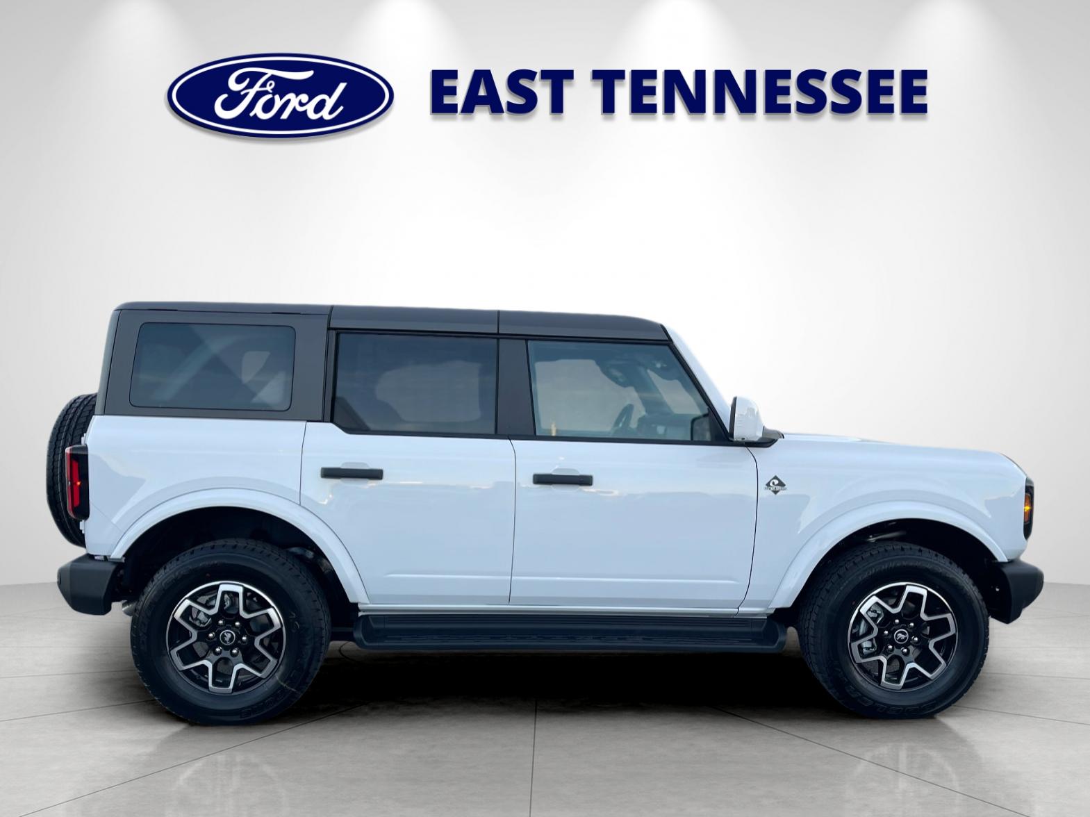 New 2026 White Ford Outer Banks image 2