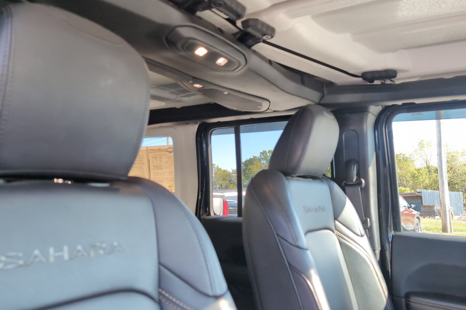 Used 2024 Black Jeep Sahara image 18