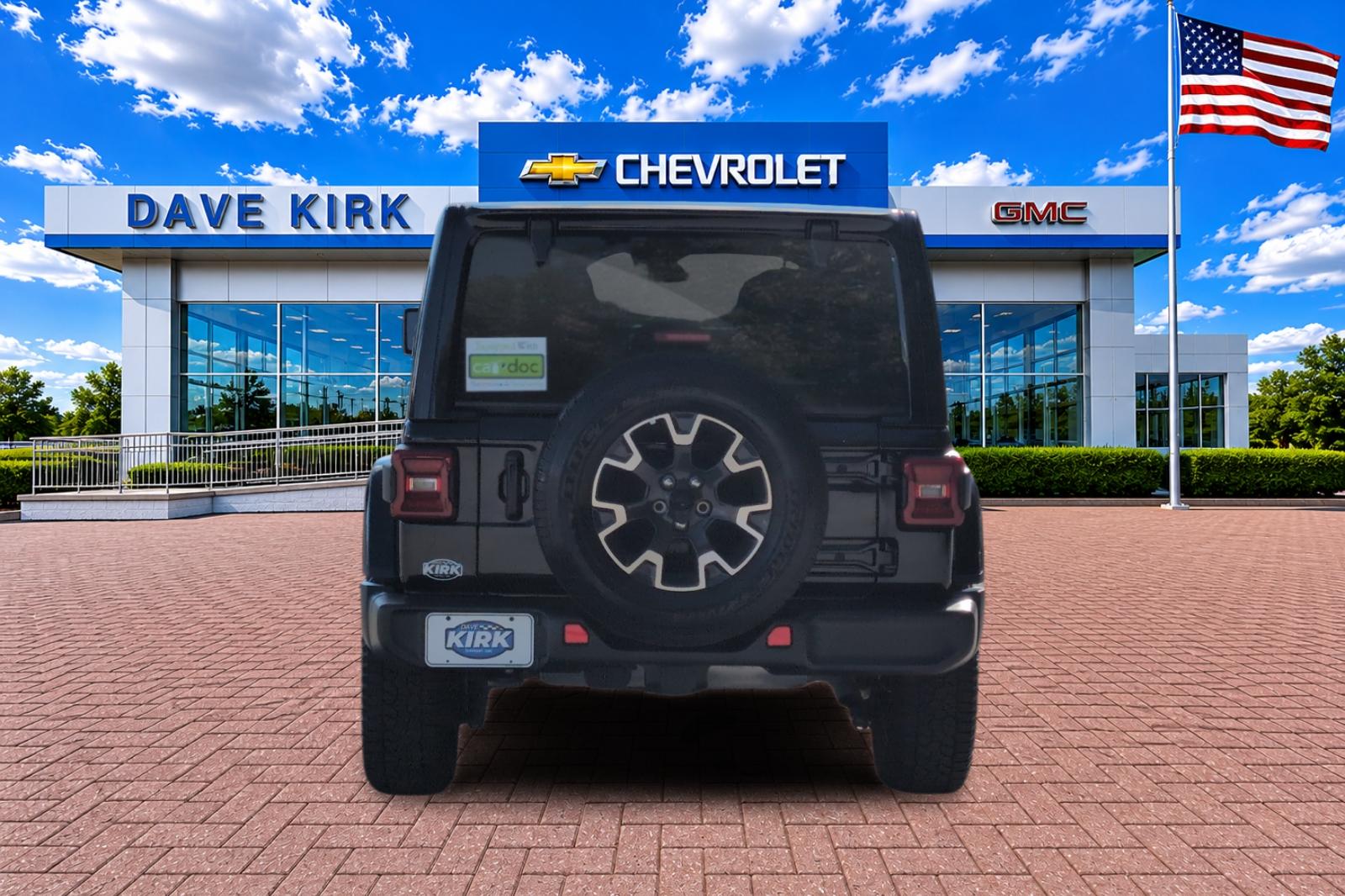 Used 2024 Black Jeep Sahara image 4