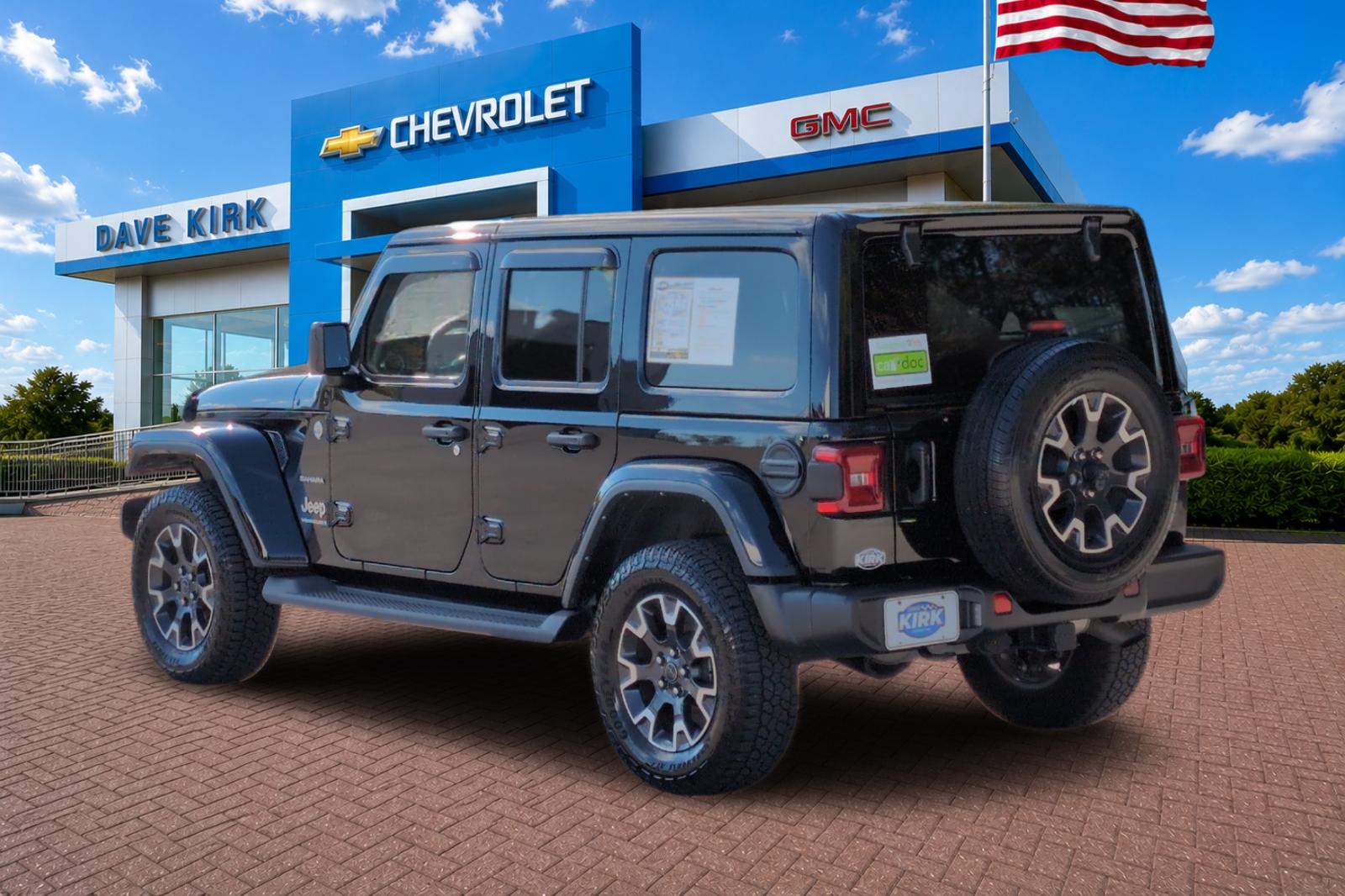 Used 2024 Black Jeep Sahara image 5