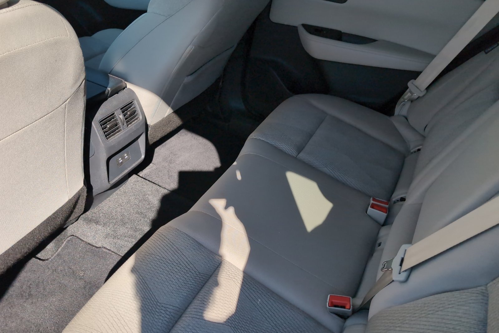 Used 2025 White Nissan SV image 13