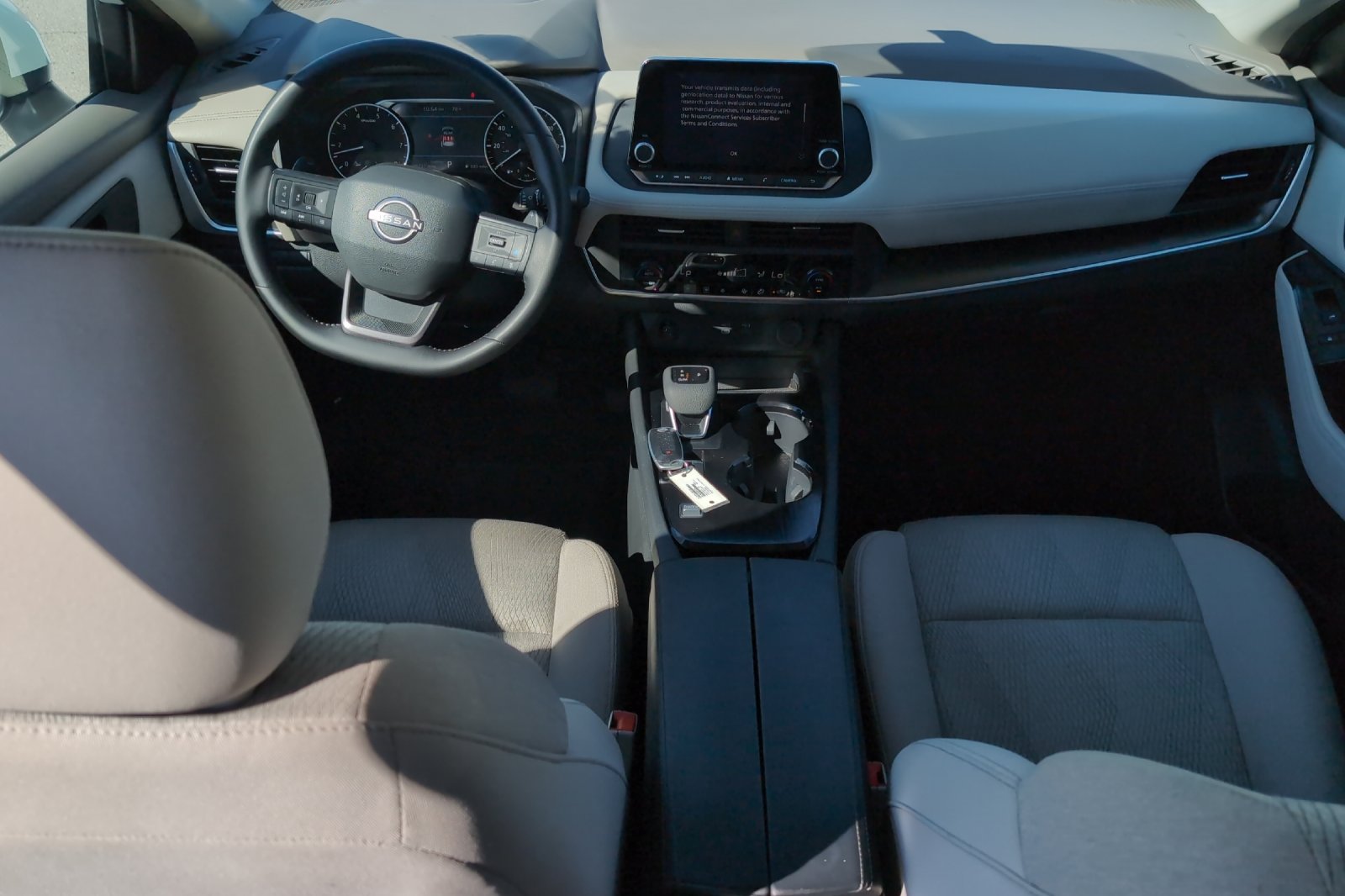 Used 2025 White Nissan SV image 14