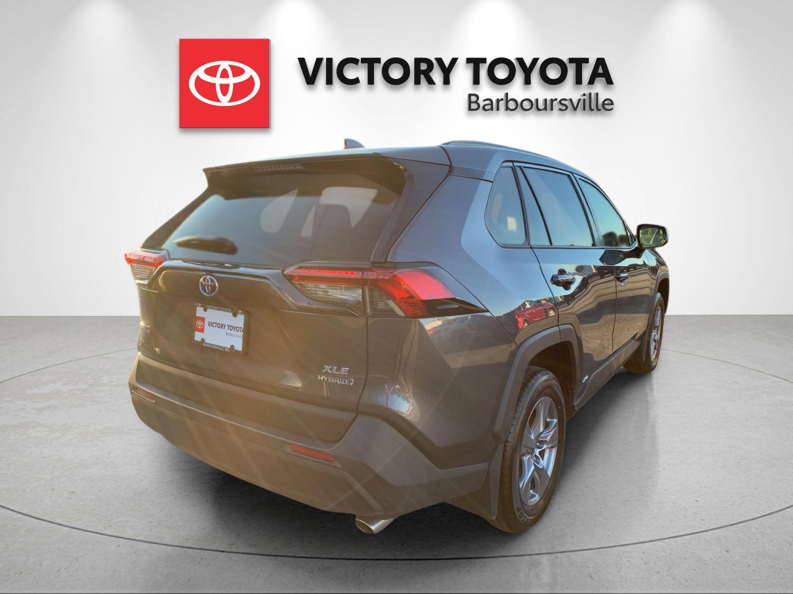 Certified Used 2022 Gray Toyota XLE image 7