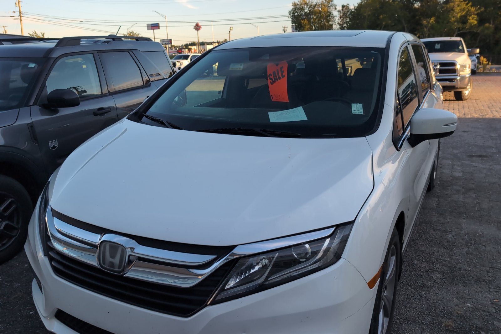 Used 2019 White Honda EX-L image 13
