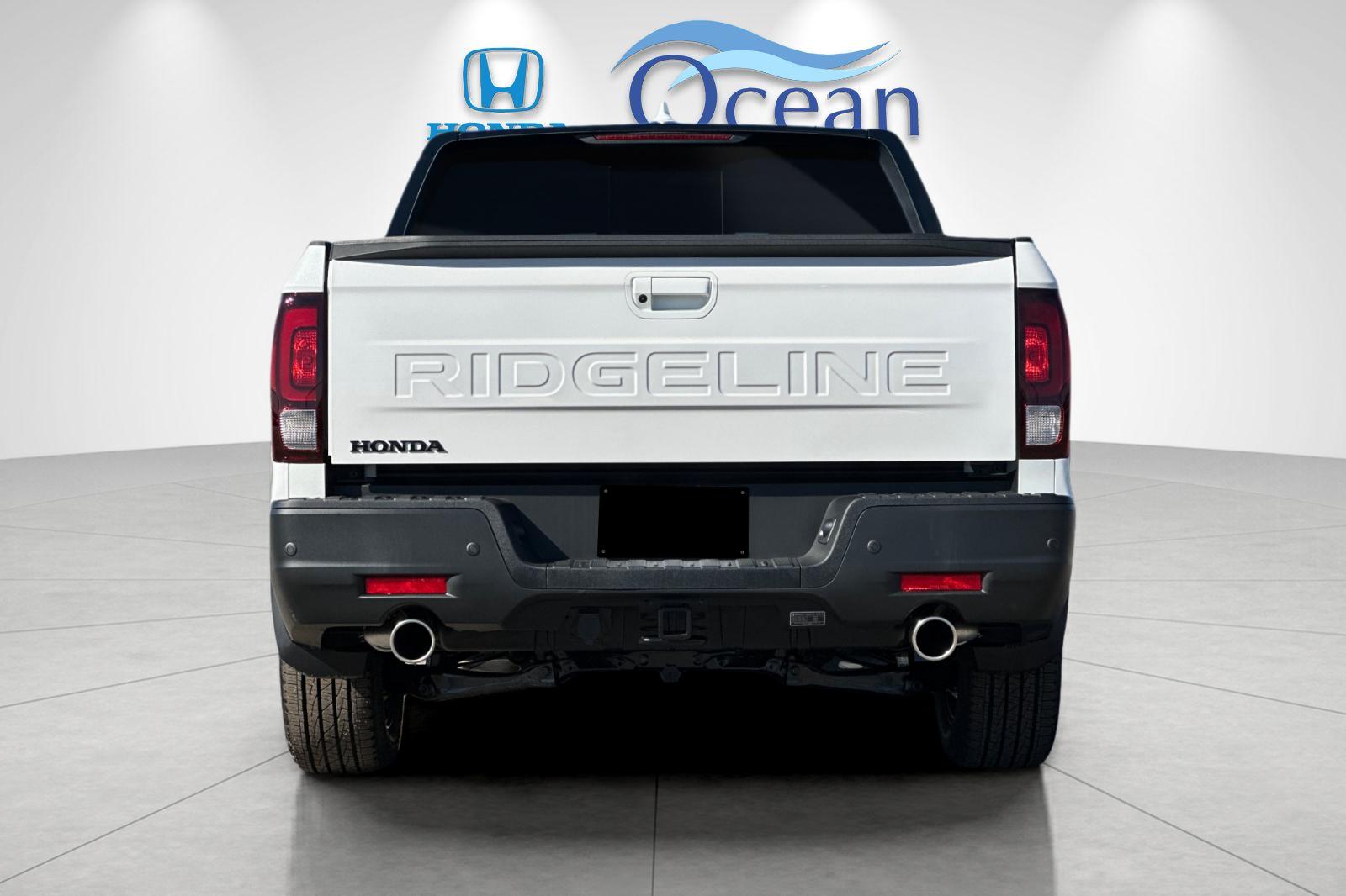 New 2026 Platinum White Pearl Honda Black Edition image 4