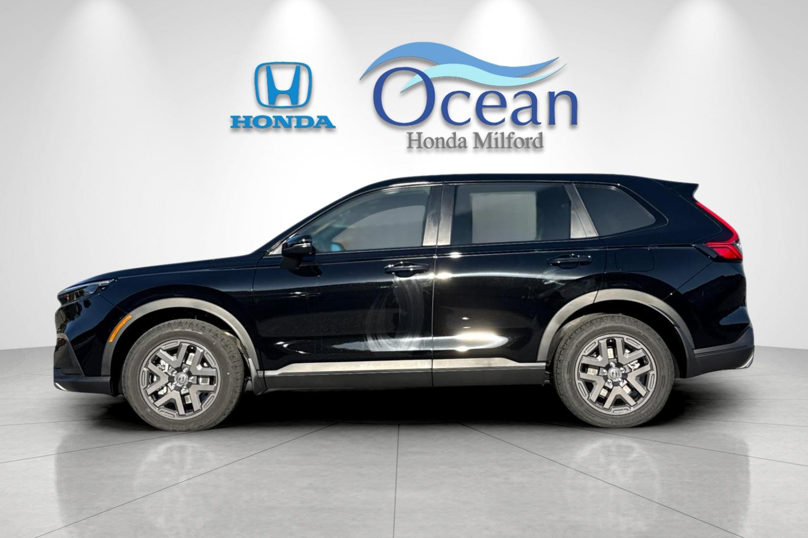 New 2027 Crystal Black Pearl Honda TrailSport image 2