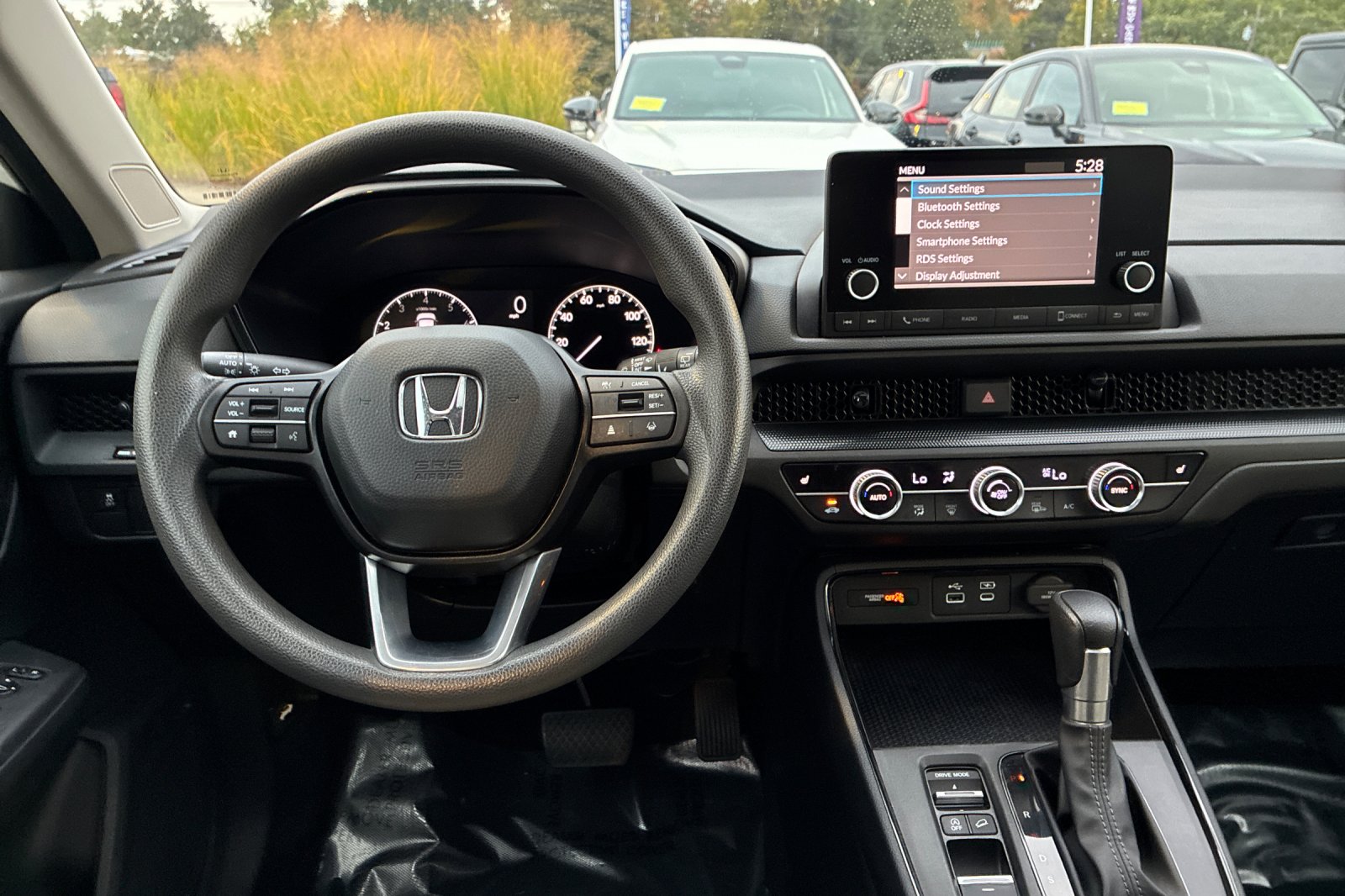 Used 2024 Platinum White Pearl Honda EX image 17