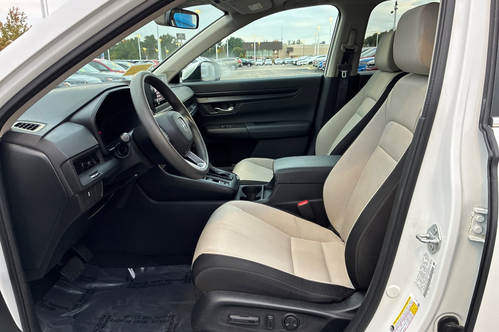 Used 2024 Platinum White Pearl Honda EX image 11
