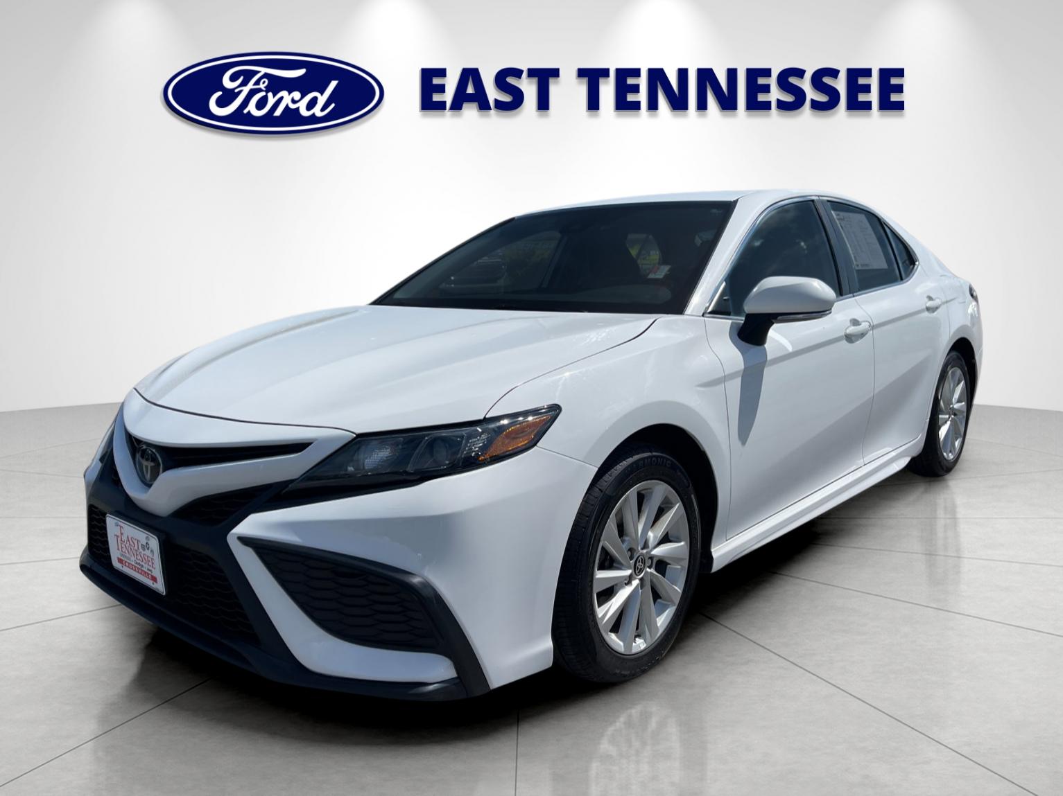Used 2024 White Toyota SE image 7
