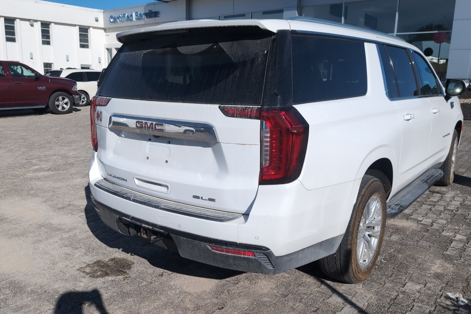Used 2023 White GMC SLE image 6