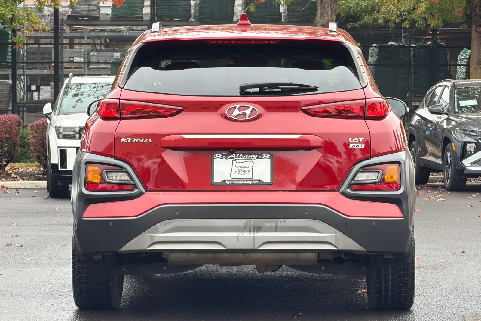 Used 2019 Red Hyundai Ultimate image 5