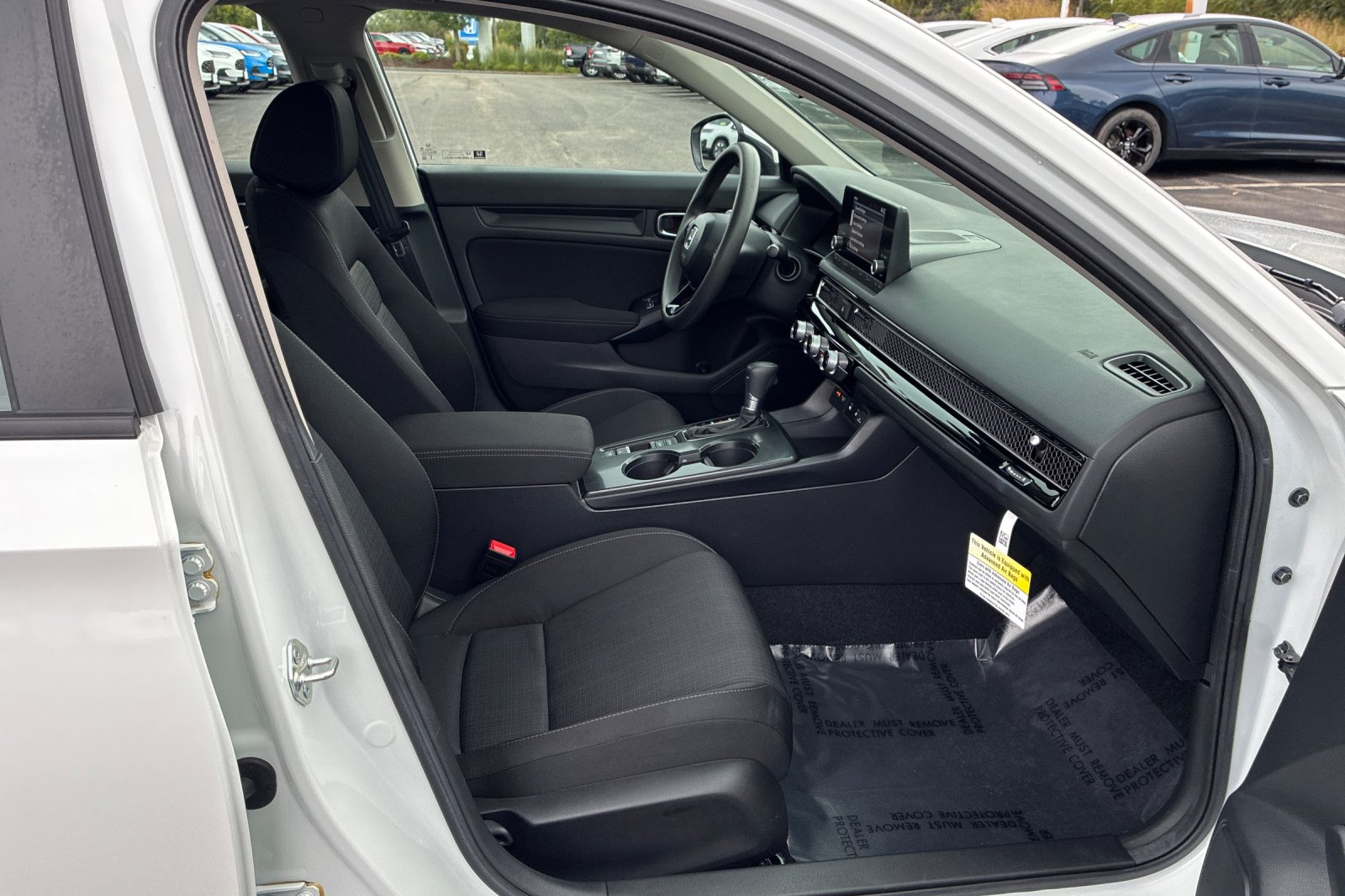Used 2025 Platinum White Pearl Honda LX image 20
