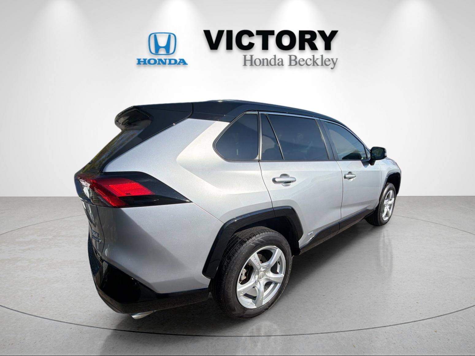 Used 2024 Midnight Black Metallic Toyota XSE image 5
