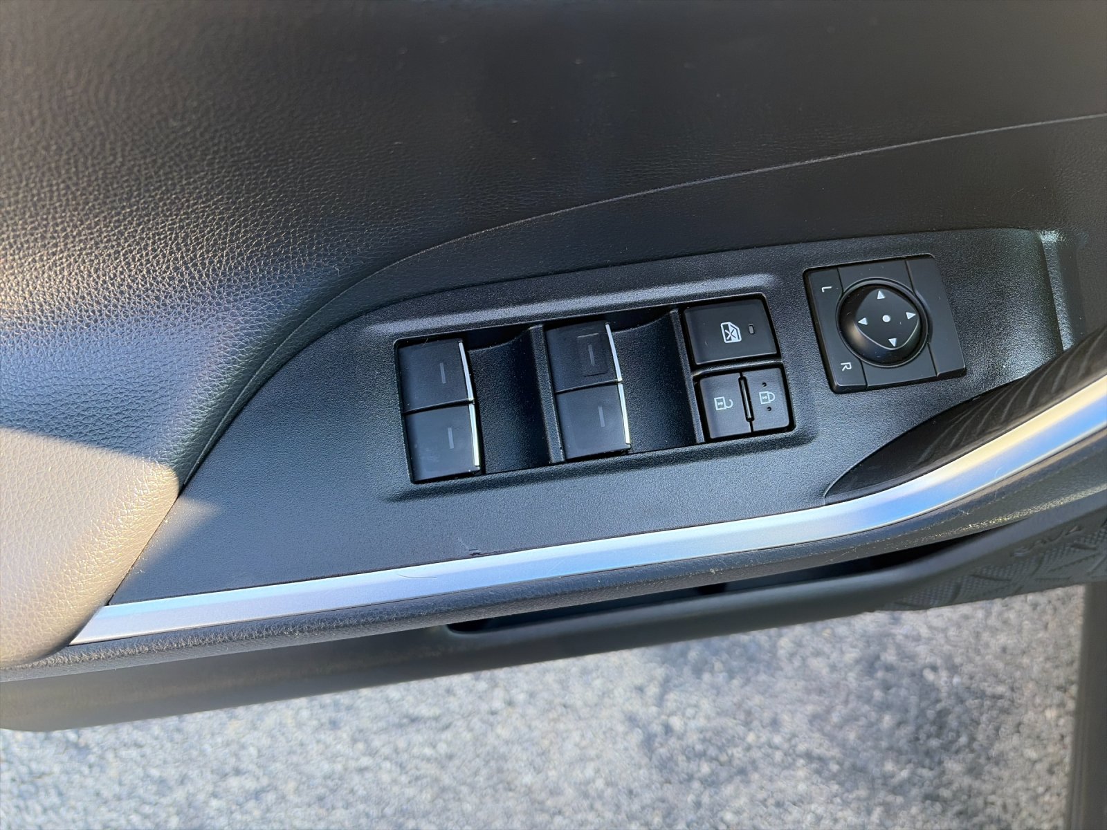 Used 2024 Midnight Black Metallic Toyota XSE image 13