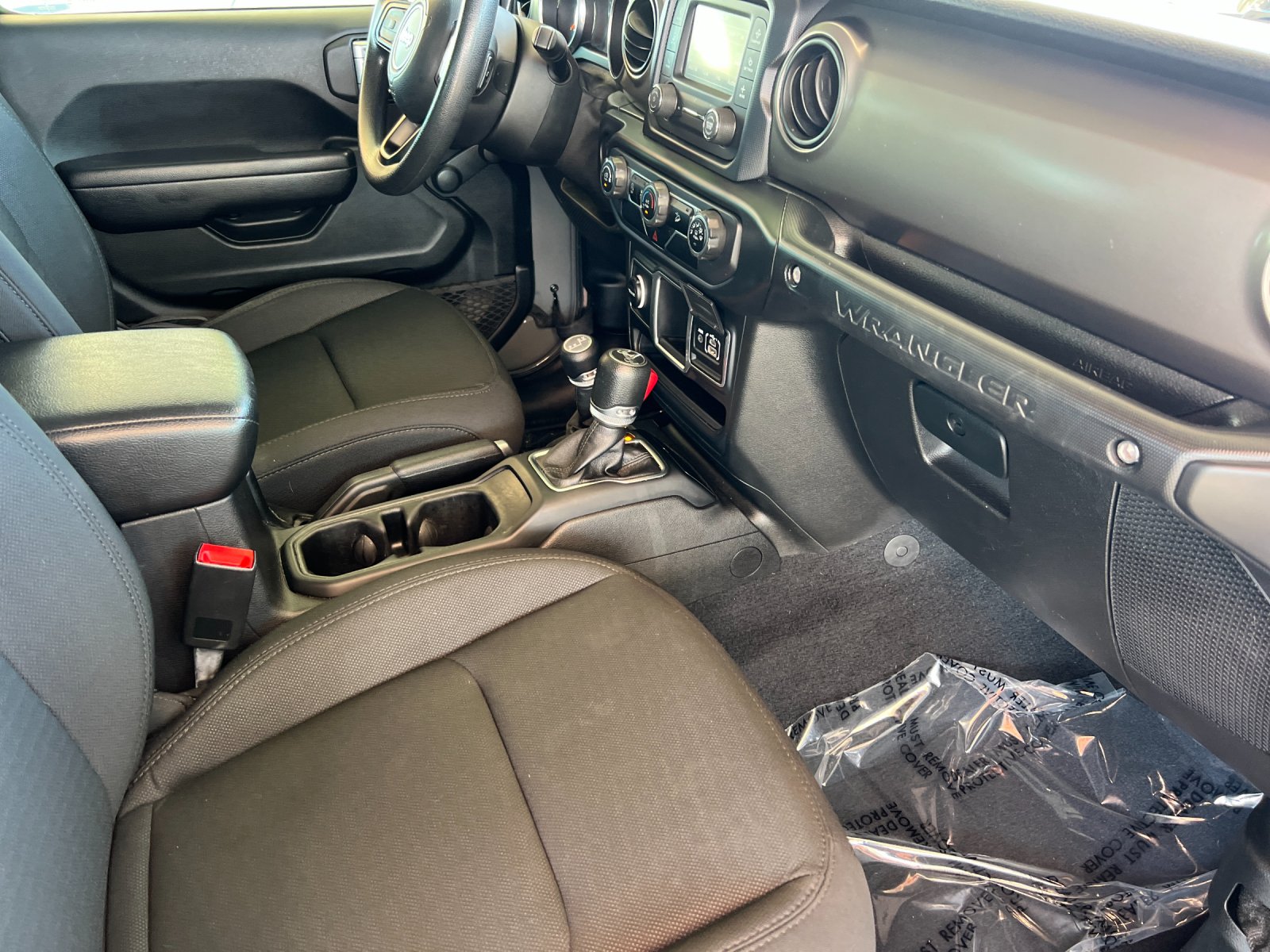 Used 2018 Gray Jeep Unlimited Sport image 14