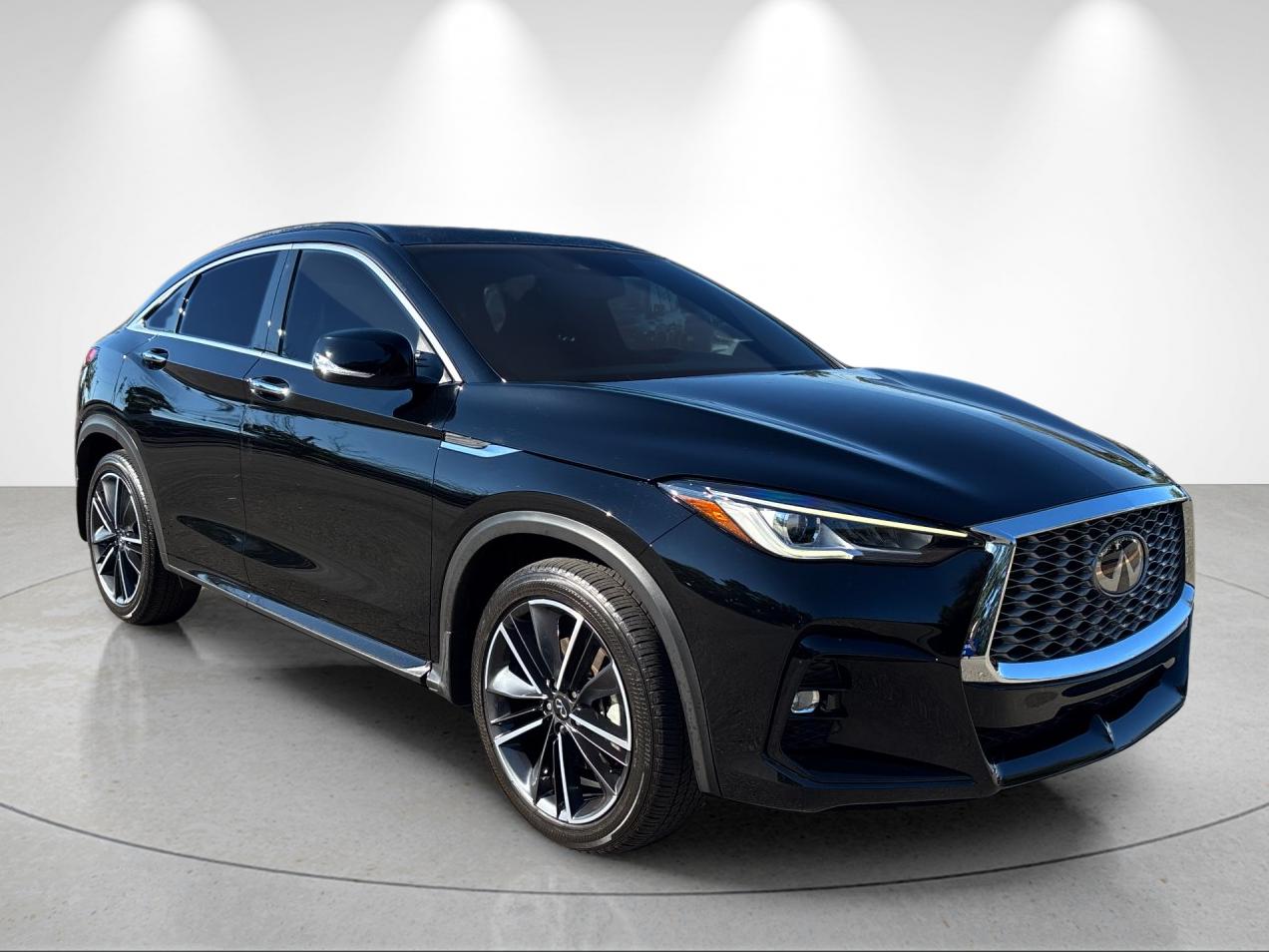 Certified Used 2023 Black Obsidian INFINITI LUXE image 7