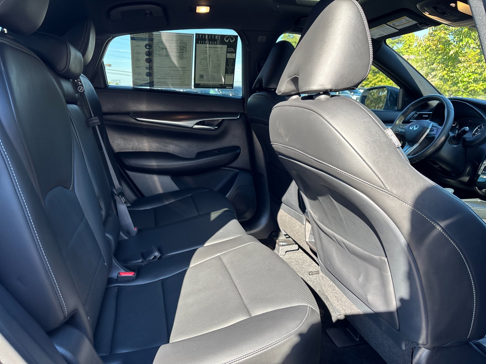 Certified Used 2023 Black Obsidian INFINITI LUXE image 36