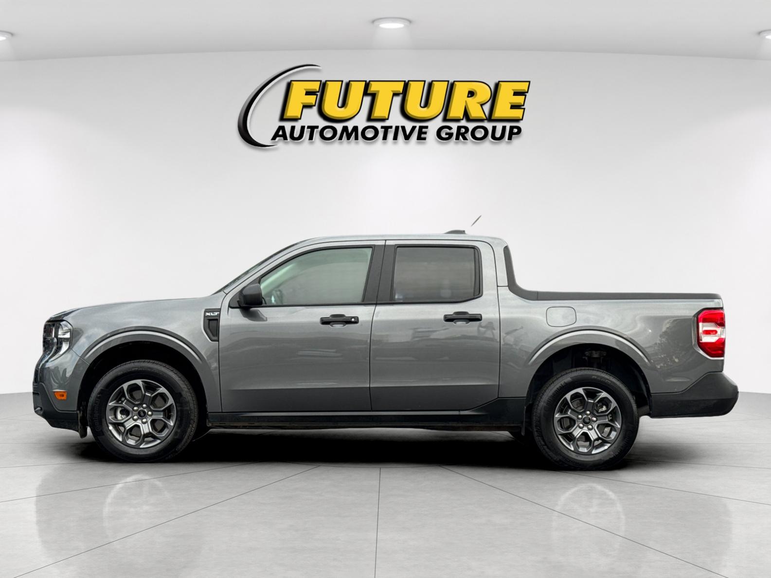 Used 2026 Gray Ford XLT image 6