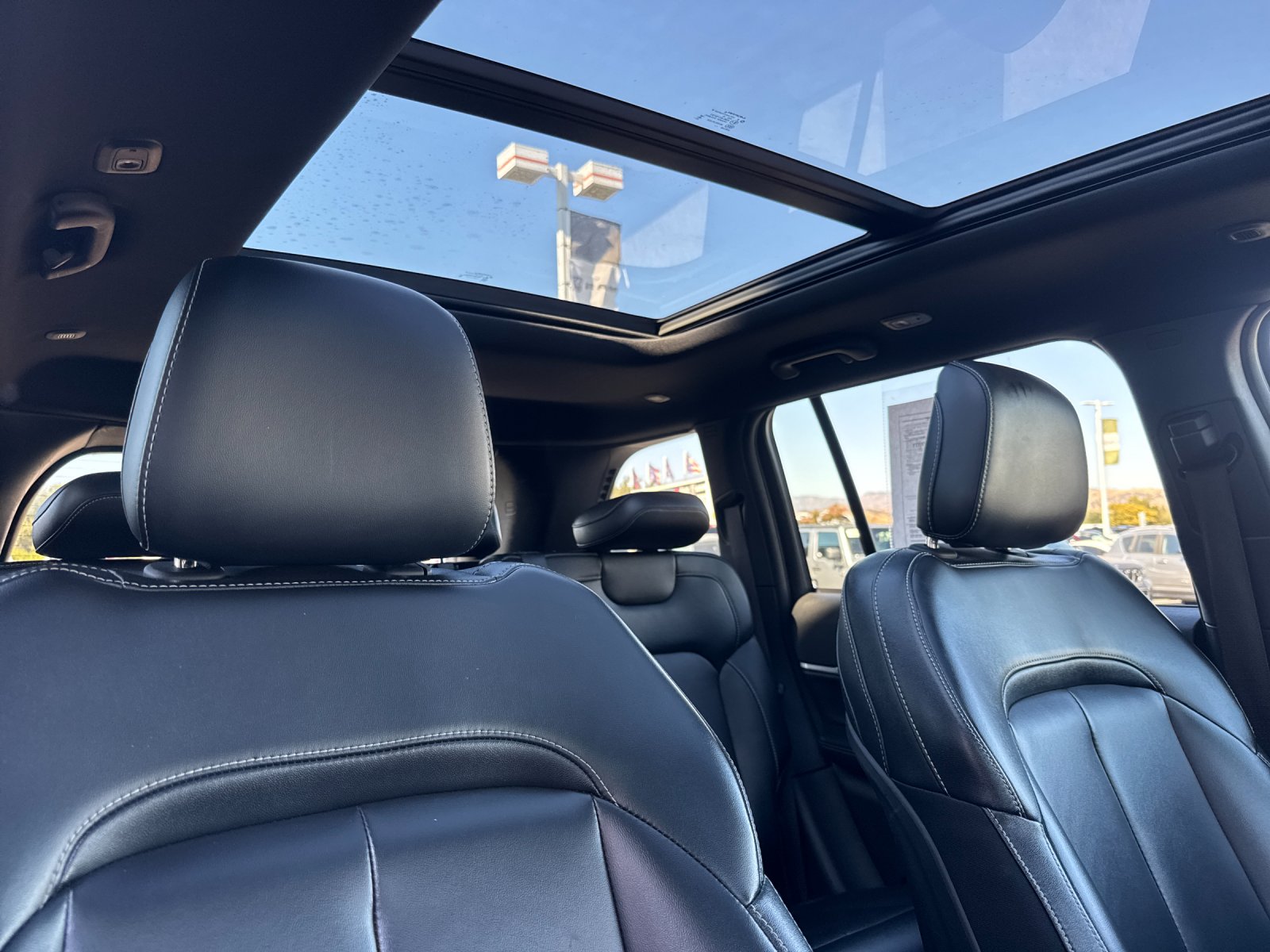 Used 2024 White Jeep 4xe image 16