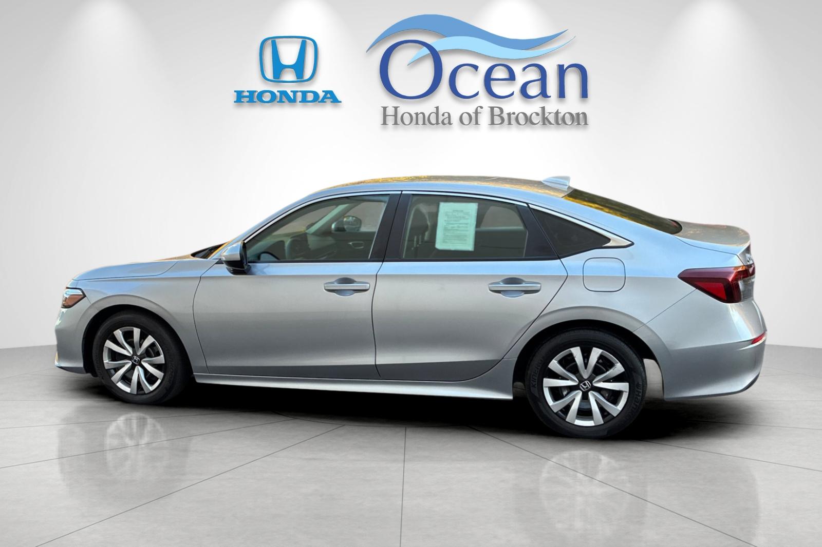 Used 2026 Solar Silver Metallic Honda LX image 6