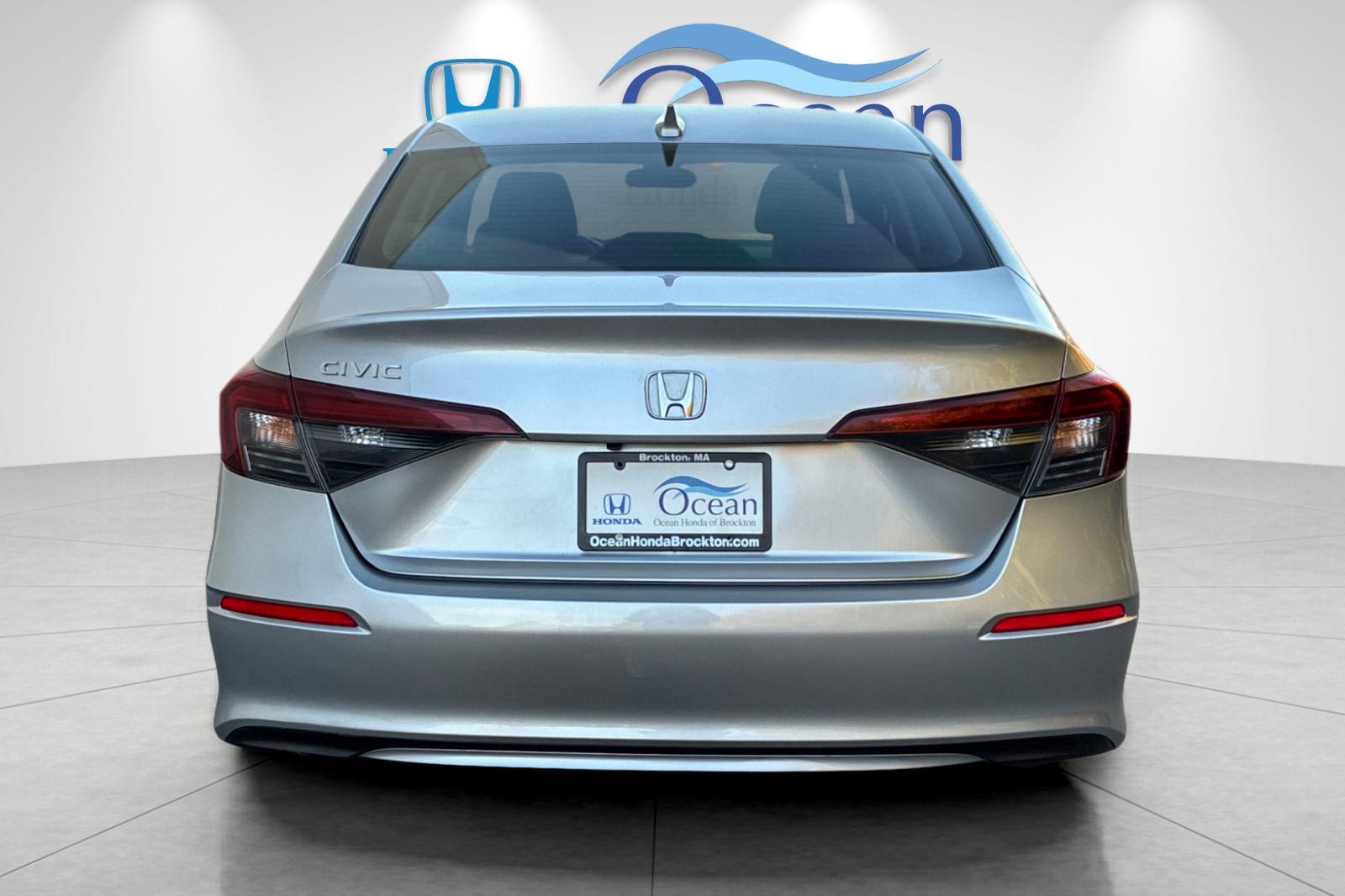 Used 2026 Solar Silver Metallic Honda LX image 4