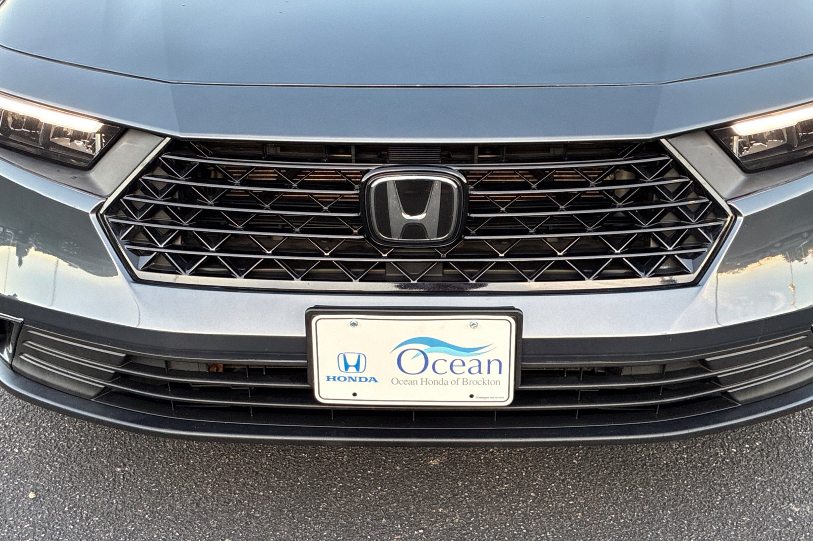 Used 2023 Meteorite Gray Metallic Honda EX image 42