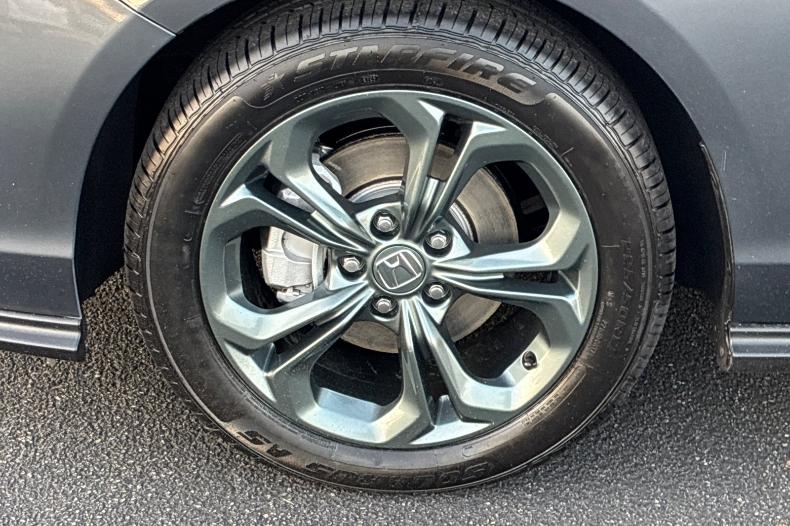 Used 2023 Meteorite Gray Metallic Honda EX image 39