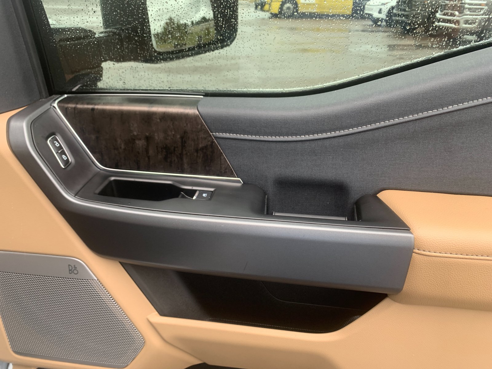 Used 2026 White Ford Lariat image 19