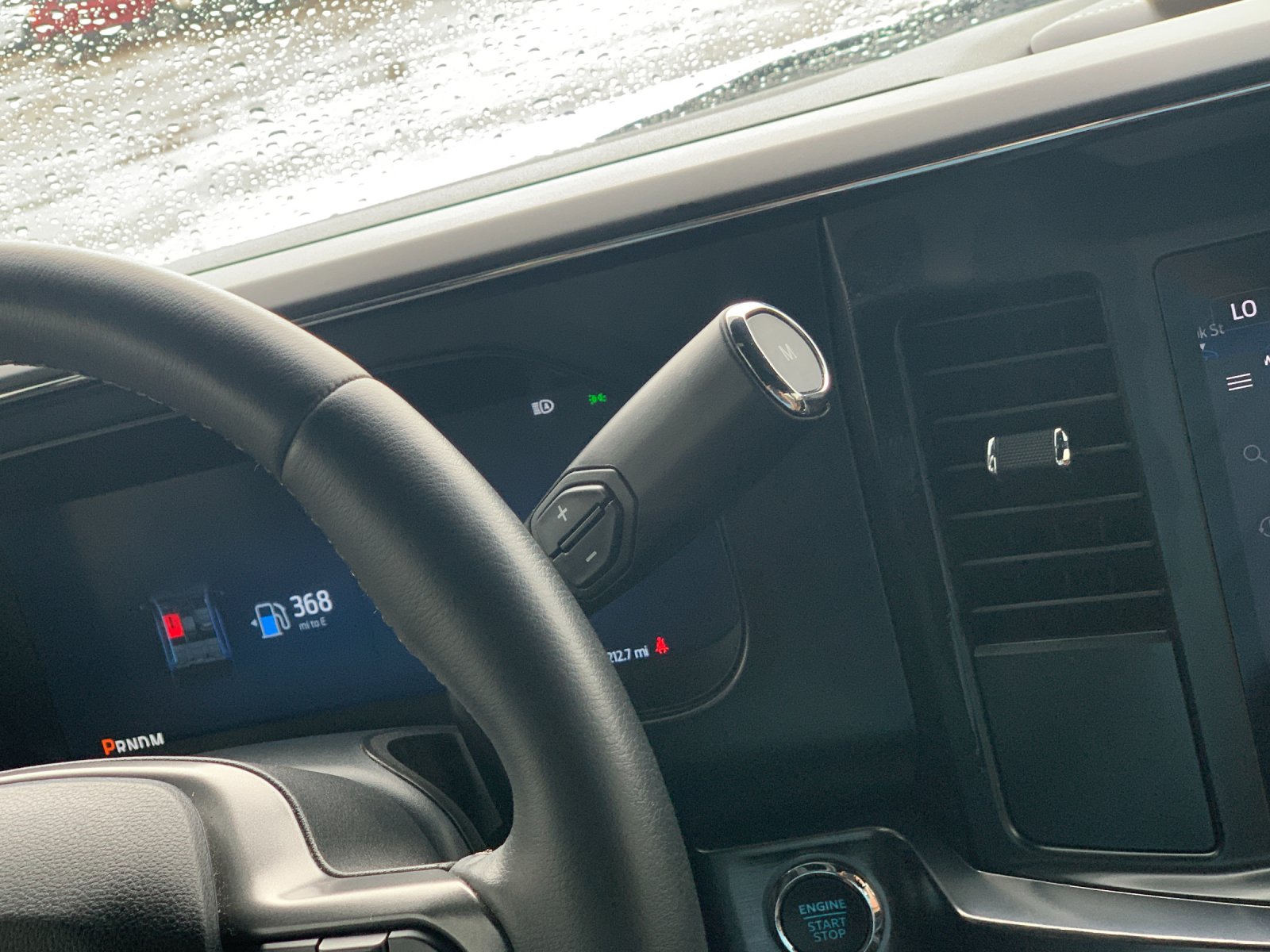 Used 2026 White Ford Lariat image 25