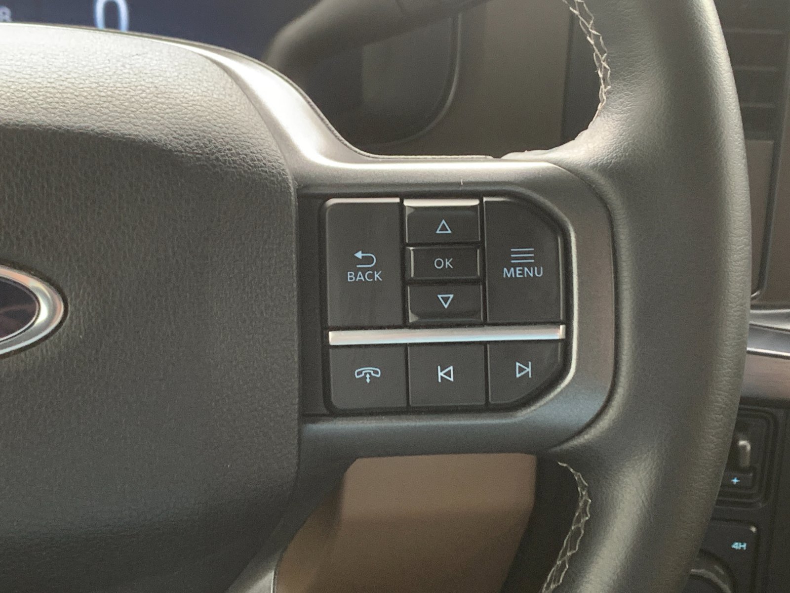 Used 2026 White Ford Lariat image 29
