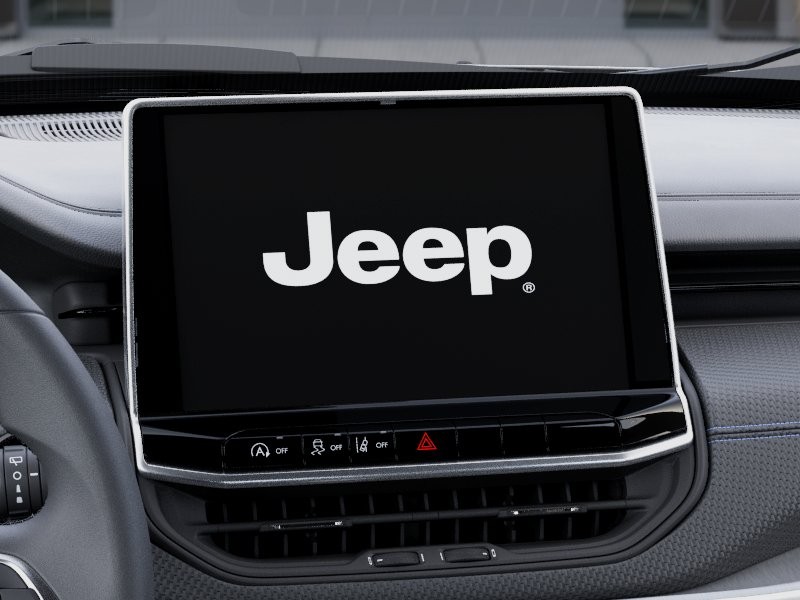New 2026 Silver Jeep Latitude image 18
