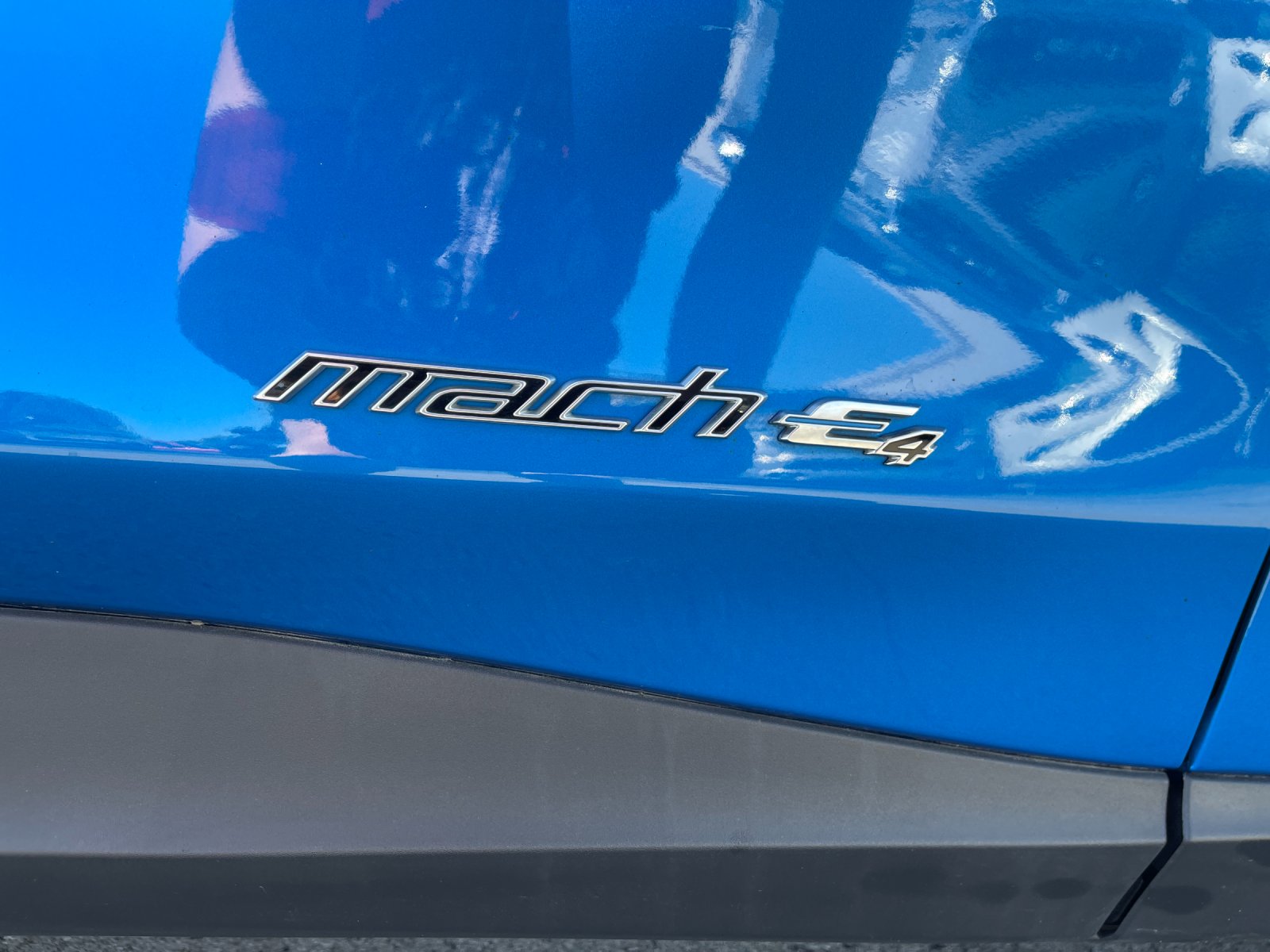 Used 2025 Blue Ford Select image 35